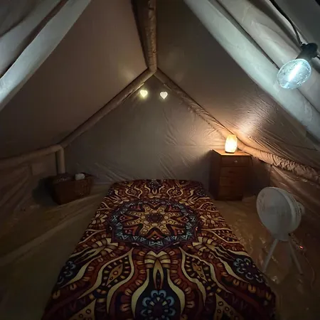 La Somavan Tambu Camping *