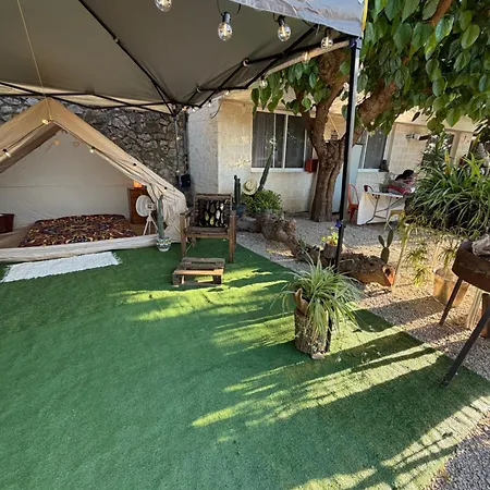 La Somavan Tambu Camping *
